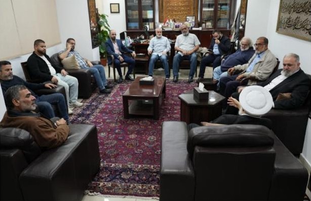 حماس تجول على الفعاليات والقوى السياسية في مدينة صيدا