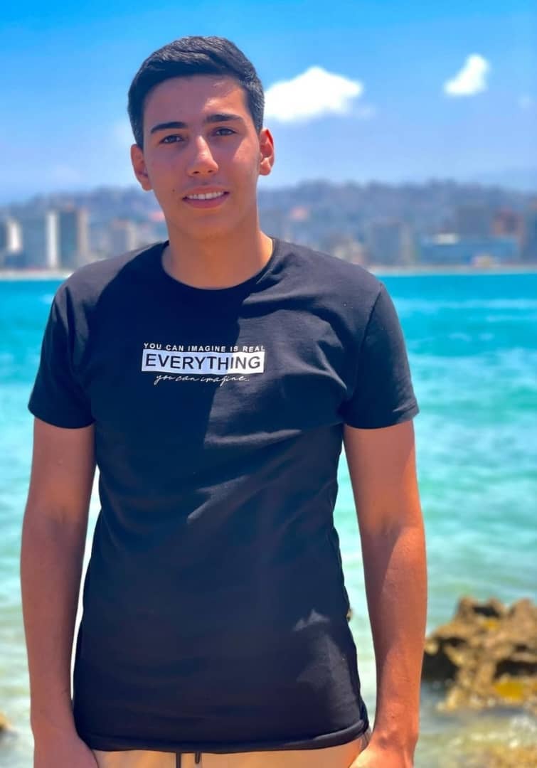 الشهيد محمد خليل: فتى المخيم الذي حمل الوطن في قلبه